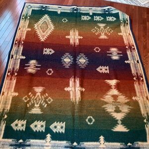 Biederlack made USA VTG tribal southwestern Aztec blanket throw cabin lake house
